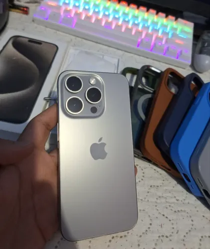 IPHONE 15 PRO 256GB