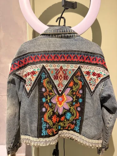 Jaqueta Jeans Bordada
