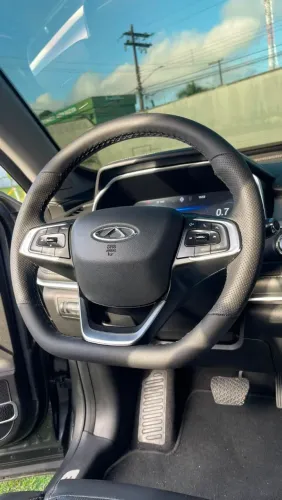 Capa de volante costurado