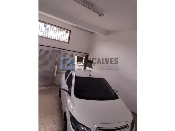 Sobrado à Venda em Jardim São José, Mauá 3 Quartos, Churrasqueira, 2 Vagas