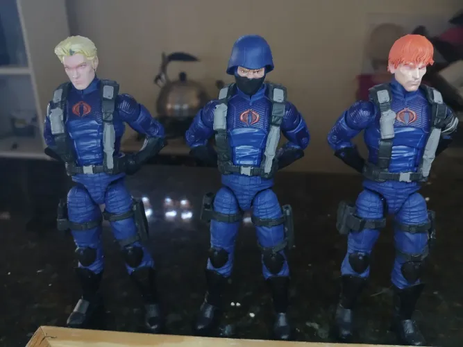 Action figure lote marvel legends/gi joe cobra troopers