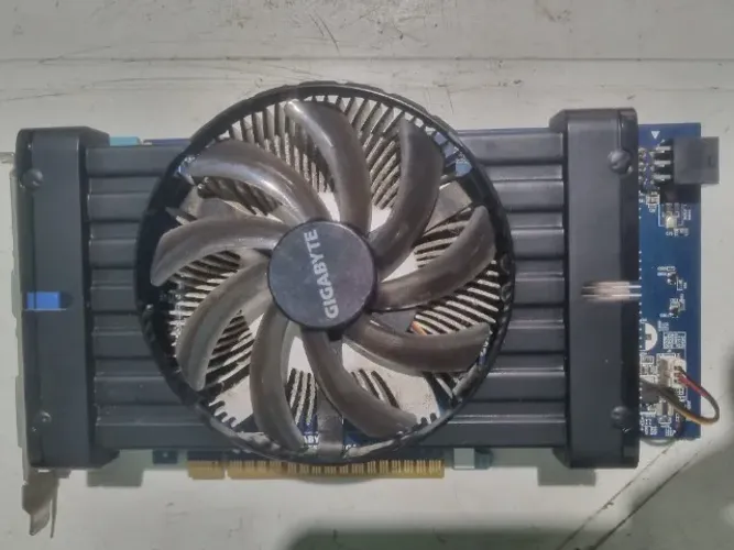 Placa de vídeo Nvidia Geforce Gtx 550Ti 1gb