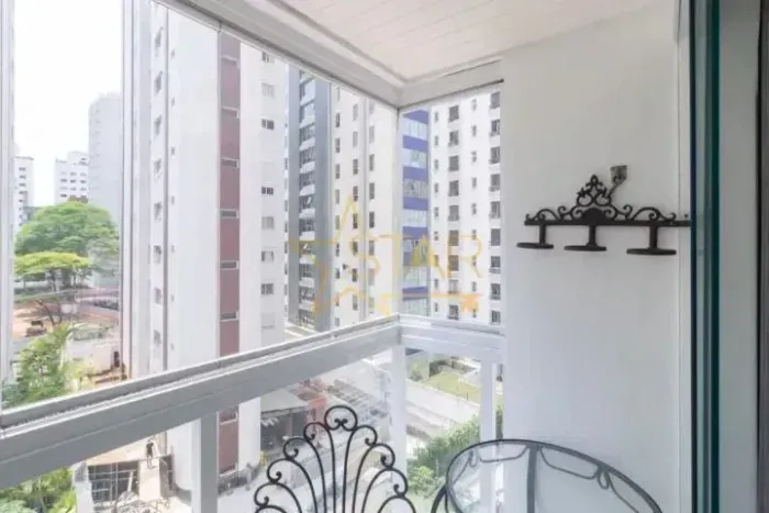 Imóvel para aluguel possui 95 metros quadrados com 2 quartos em Vila Nova Conceição - São