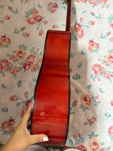 Violão semi usado 