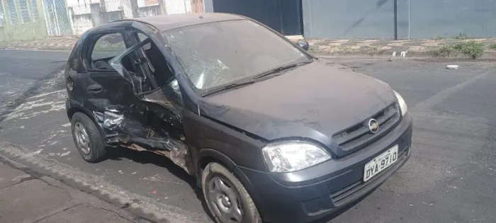 Corsa 2007 pra tirar peças