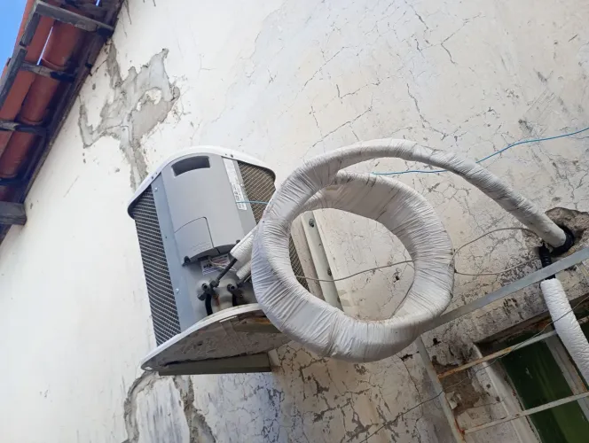 Ar condicionado 9mil Eletrolux bom 1300$