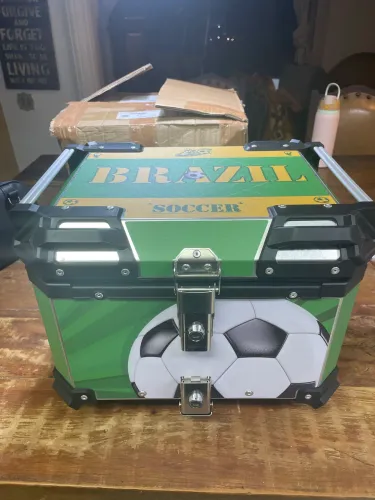 Baú traseiro pra moto - 57L - removível