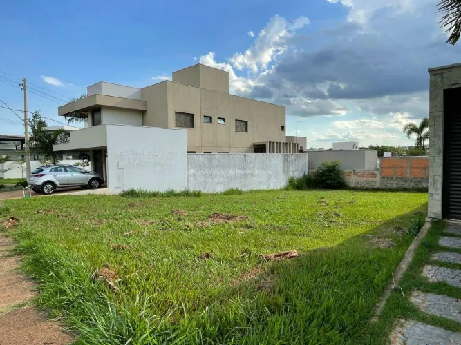 Terreno á venda no Condomínio Residencial Damha I , Uberaba - Mg