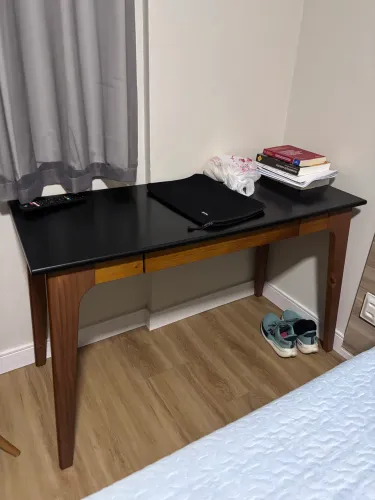 Vendo mesa de trabalho/estudo