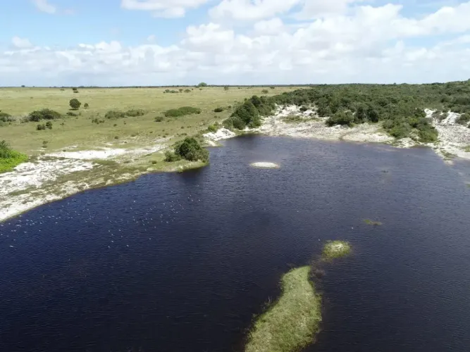 Área exclusividade às margens do Lago Azul , em Pium. 23 Hectares