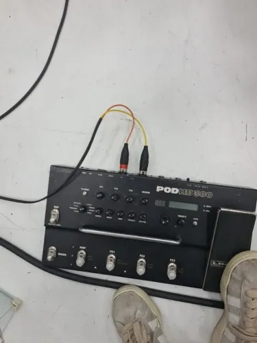 Pedaleira POD HD300