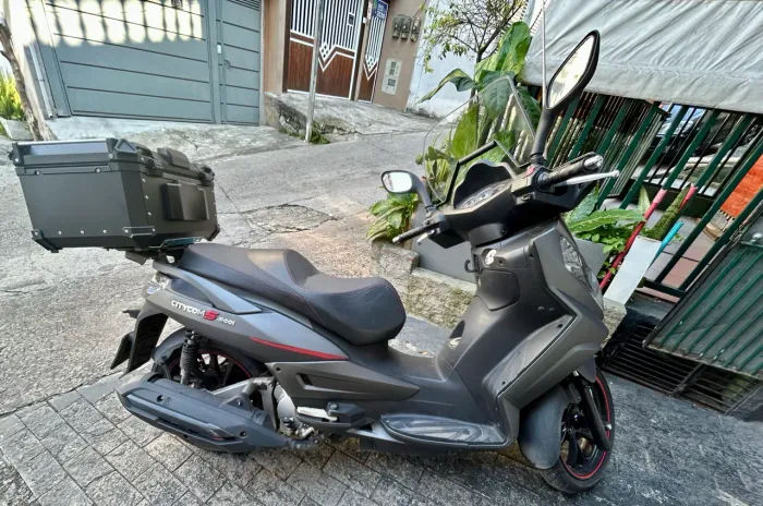 DAFRA CITYCOM S 300i 300CC 2024/2024 - 17.000 KM - ÚNICO DONO- IPVA 2026 PAGO-SEM MULTAS