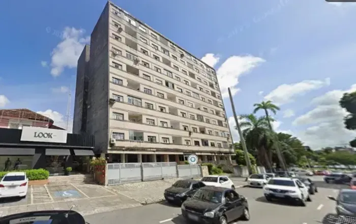 Apartamento REFORMADO e MOBILIADO no Centro (70 m2, 2/4, Residencial Santa Rita Pescadeira
