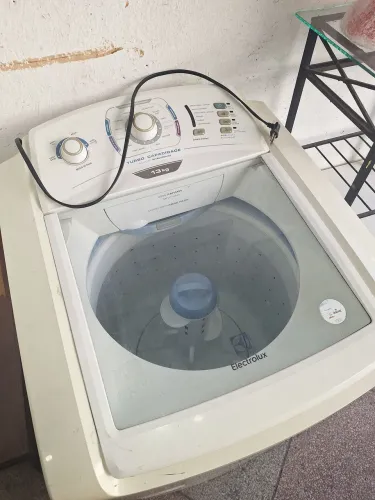 Máquina de Lavar funcionando. 