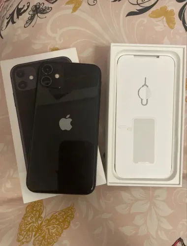 Apple Iphone 11 (64 Gb) - Preto