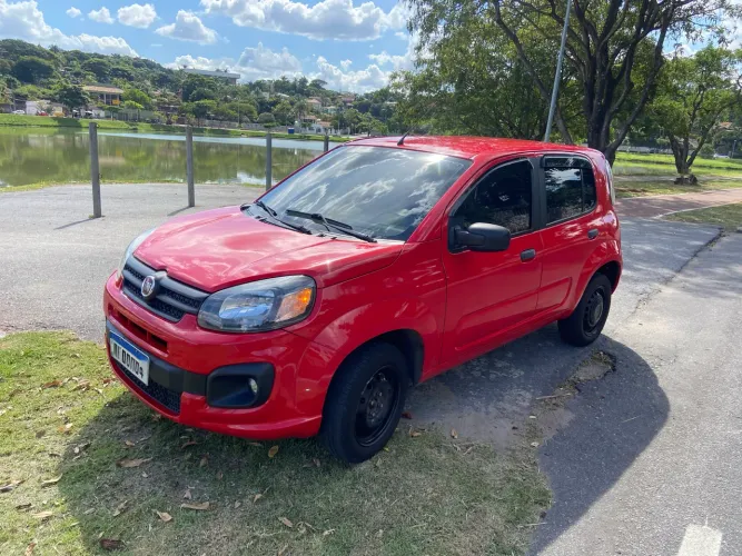 Fiat Uno Attractive 1.0 EVO Fire Flex 8V 5P 2021
