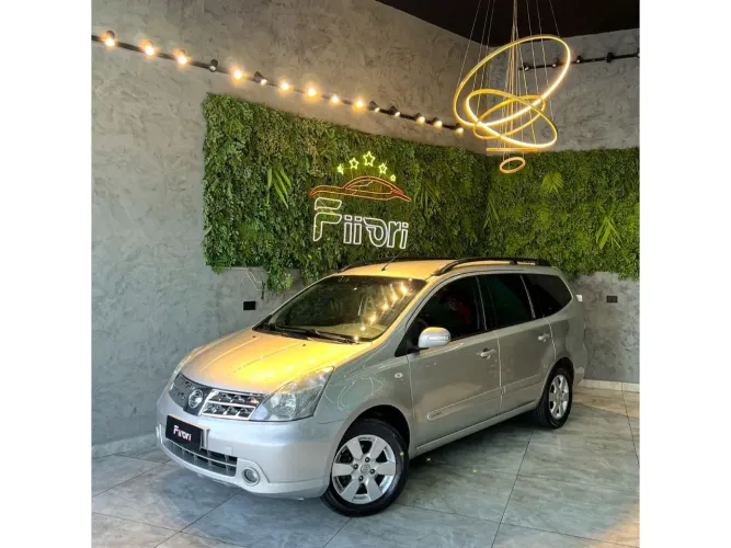 Nissan Grand Livina 1.8 S 16V 2011/2012 2012