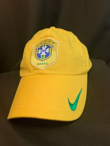 Boné da seleção do Brasil