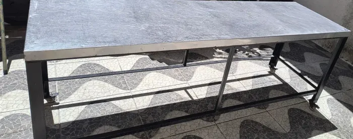 Mesa de inox