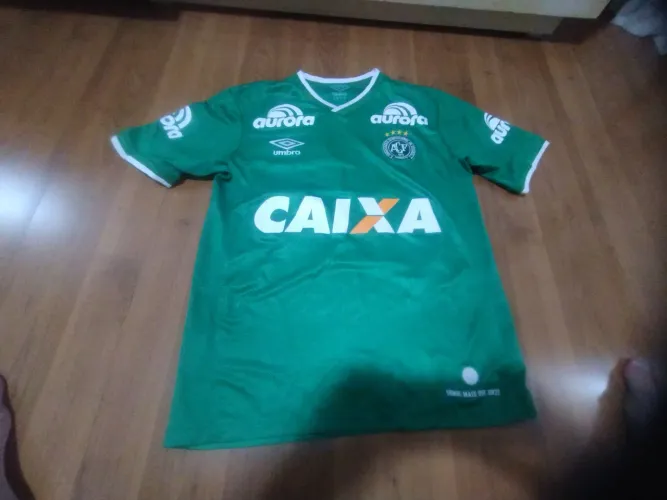 Camisa Chapecoense SC , de jogo oficial, 2014 , M veste G magro ! 