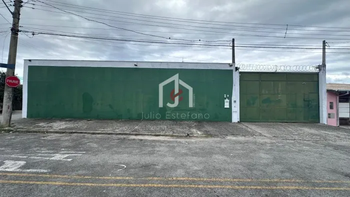 Galpão com escritório no Parque Aeroporto em Taubaté