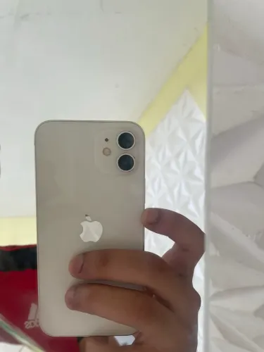 iPhone 12 64GB