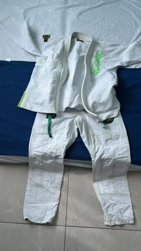 VENDO KIMONO JIUJITSU IN THE GUARD