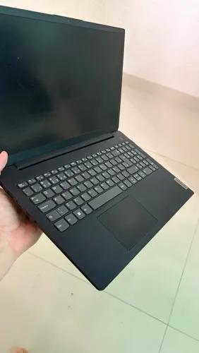 Notebook Lenovo v15 G4 i5 8gb RAM 256gb