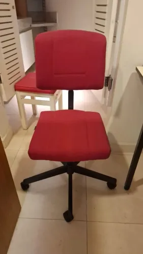 Cadeira de escritorio com rodinhas