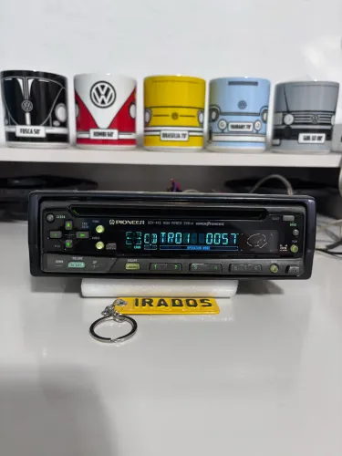 CD Pioneer DEH-445 com Bluetooth 
