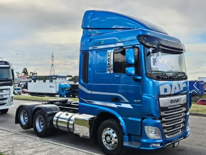 DAF XF 480 6x2 Ano 2022 Suspensão Mola Automático geladeira - Repasse