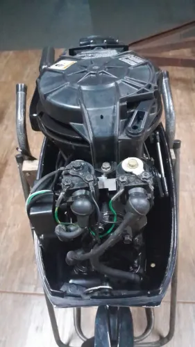 Motor de Popa Mariner 15 HP, ano 2000