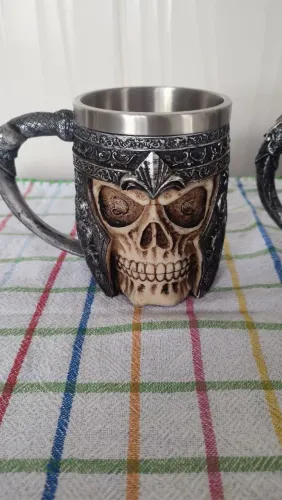 Caneca de caveira