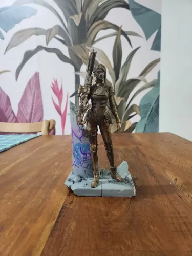 Action Figure Caitlyn Arcane