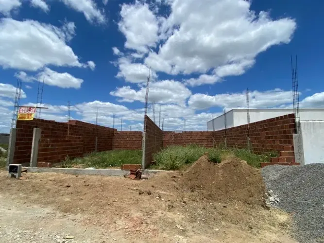 Terreno com 2 pontos.