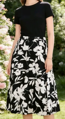 SAIA MIDI FLORAL PRETO E BRANCO GG