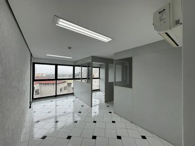 Sala/Conjunto para aluguel tem 60 metros quadrados em Santo Amaro - São Paulo - São Paulo