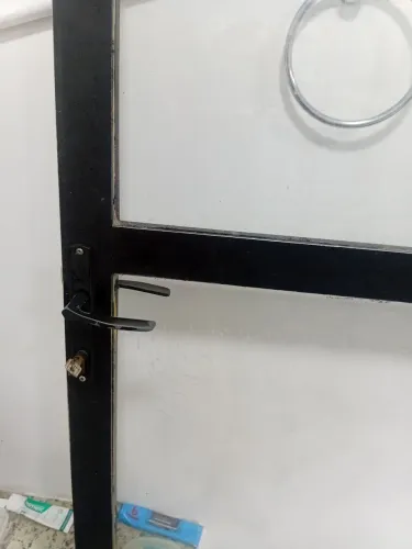 Porta de vidro com alumínio