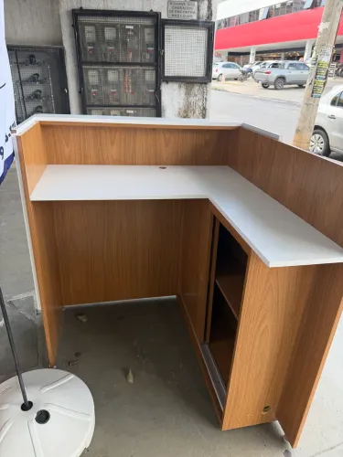 VENDO BALCÃO PARA RECEPCIONISTA COMPACTO 