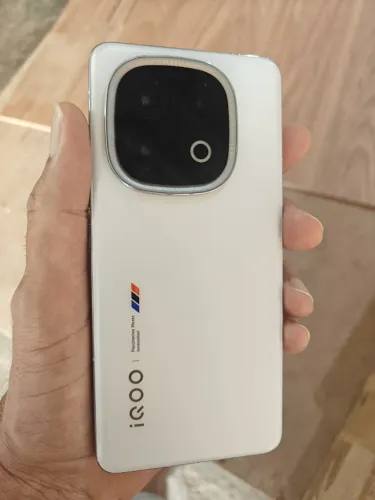 VIVO IQOO 13 MOTO SPORT BMW TROCO