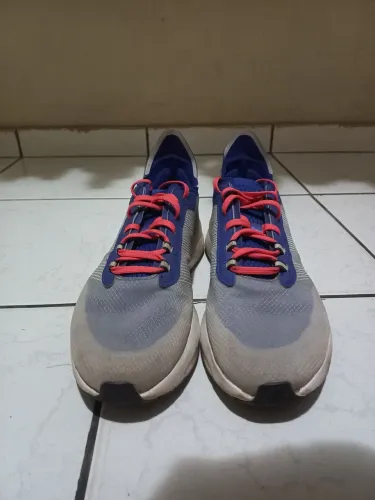 Tenis corrida adidas boost