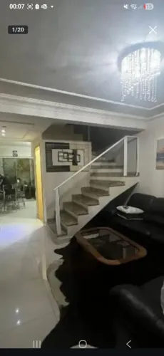 SOBRADO SEMI MOBILIADO VILLA BELLA