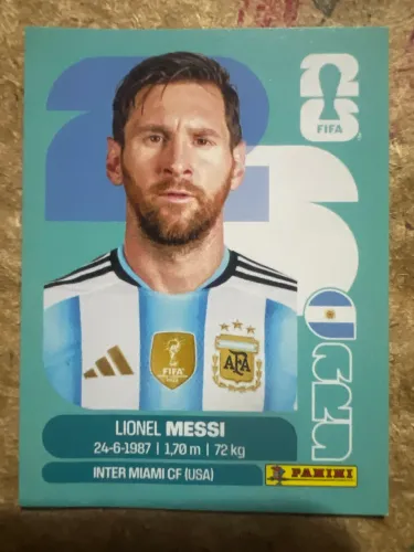 Troco figurinha do Messi por Fwc-7