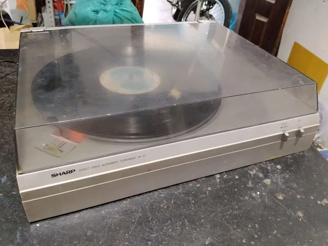 Toca disco Sharp RP-31H todo manual