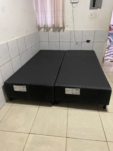 Vende se uma cama nova king 2 meses de uso ela foi quase 4 mil , passo cartão