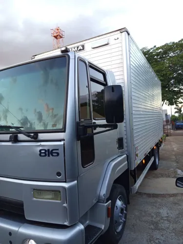 Ford cargo 816 2013