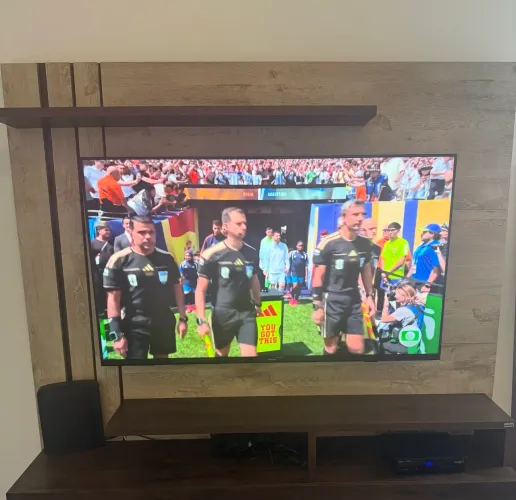 Painel para televisão
