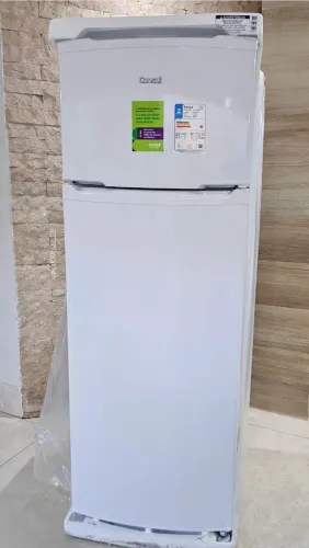 Geladeira 334L