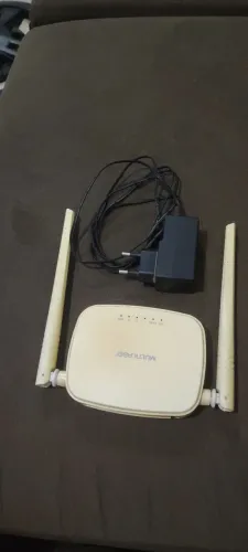 Roteador Multilaser usado