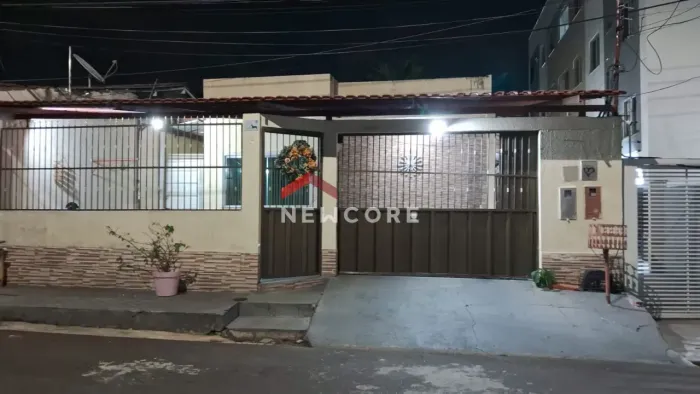 Casa em Rua Yokohama - Parque 10 de Novembro - Manaus/AM